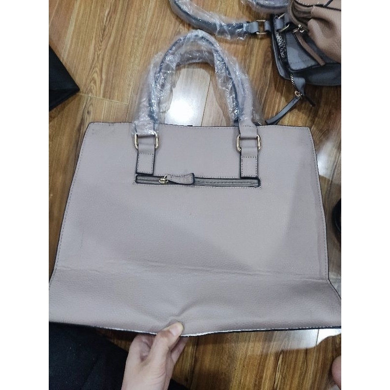 Túi xách xuất dư lỗi form