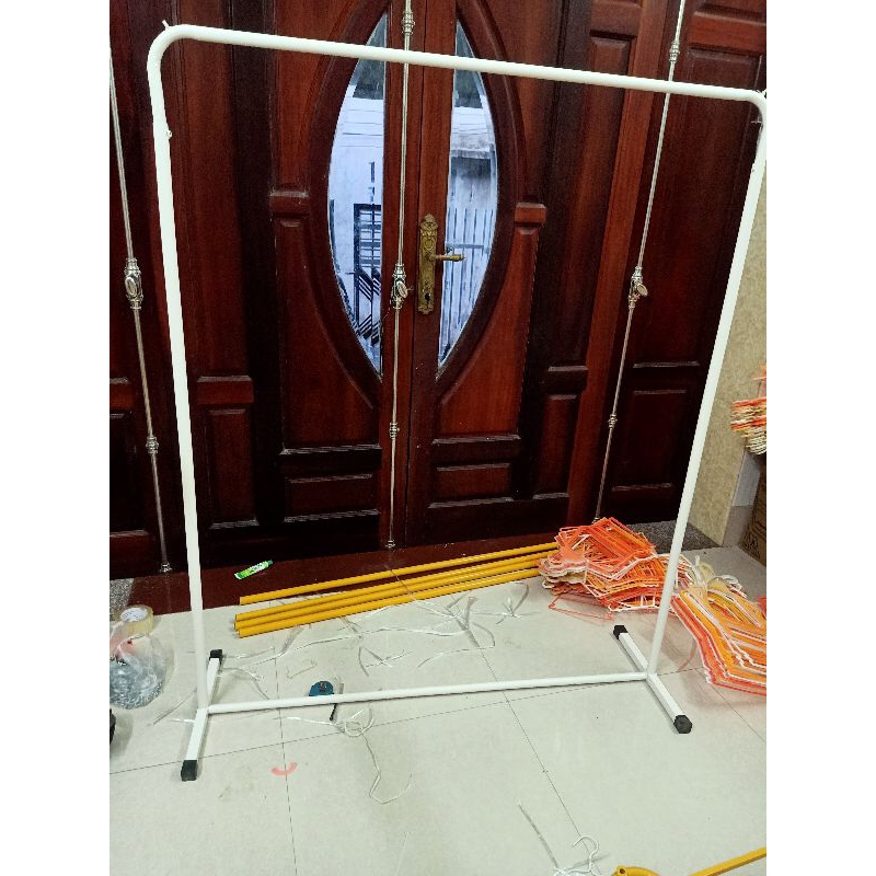 Giá xưởng kệ đơn treo quần áo cao cấp bằng sắt sơn tĩnh điện 120x150cm
