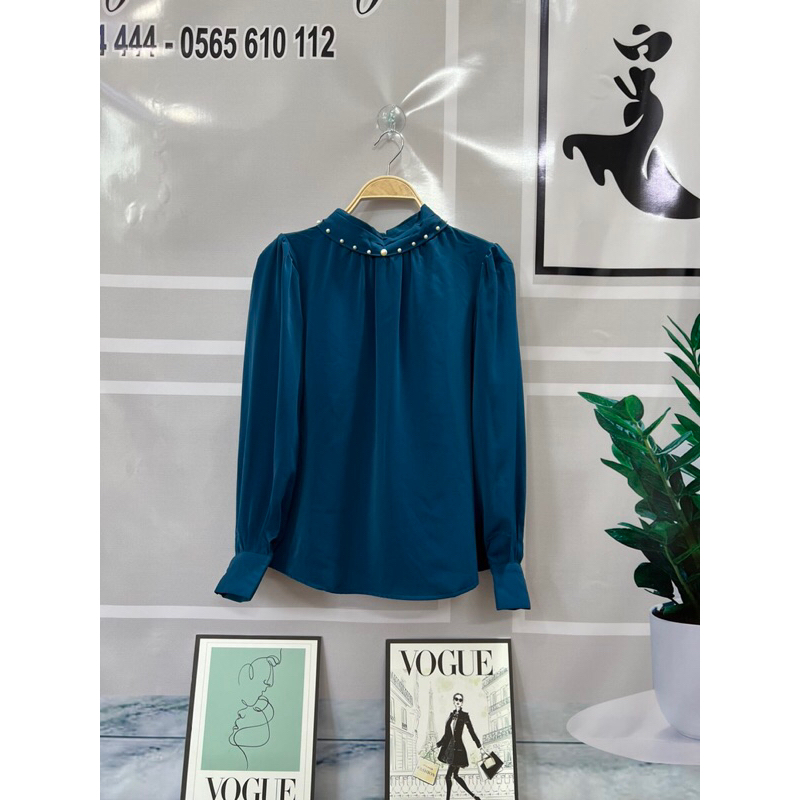 Áo sơ mi đính ngọc