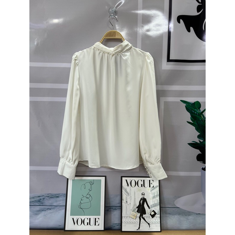 Áo sơ mi đính ngọc