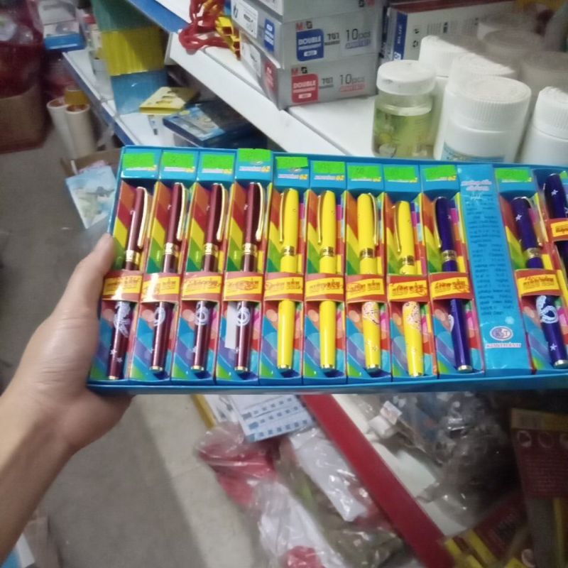 Bút mực kim thành 62