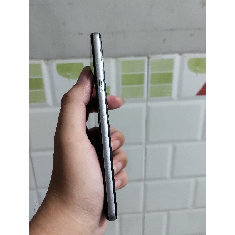 Xác điện thoại cũ Oppo Neo 7 A33w  chữa cháy, treo game