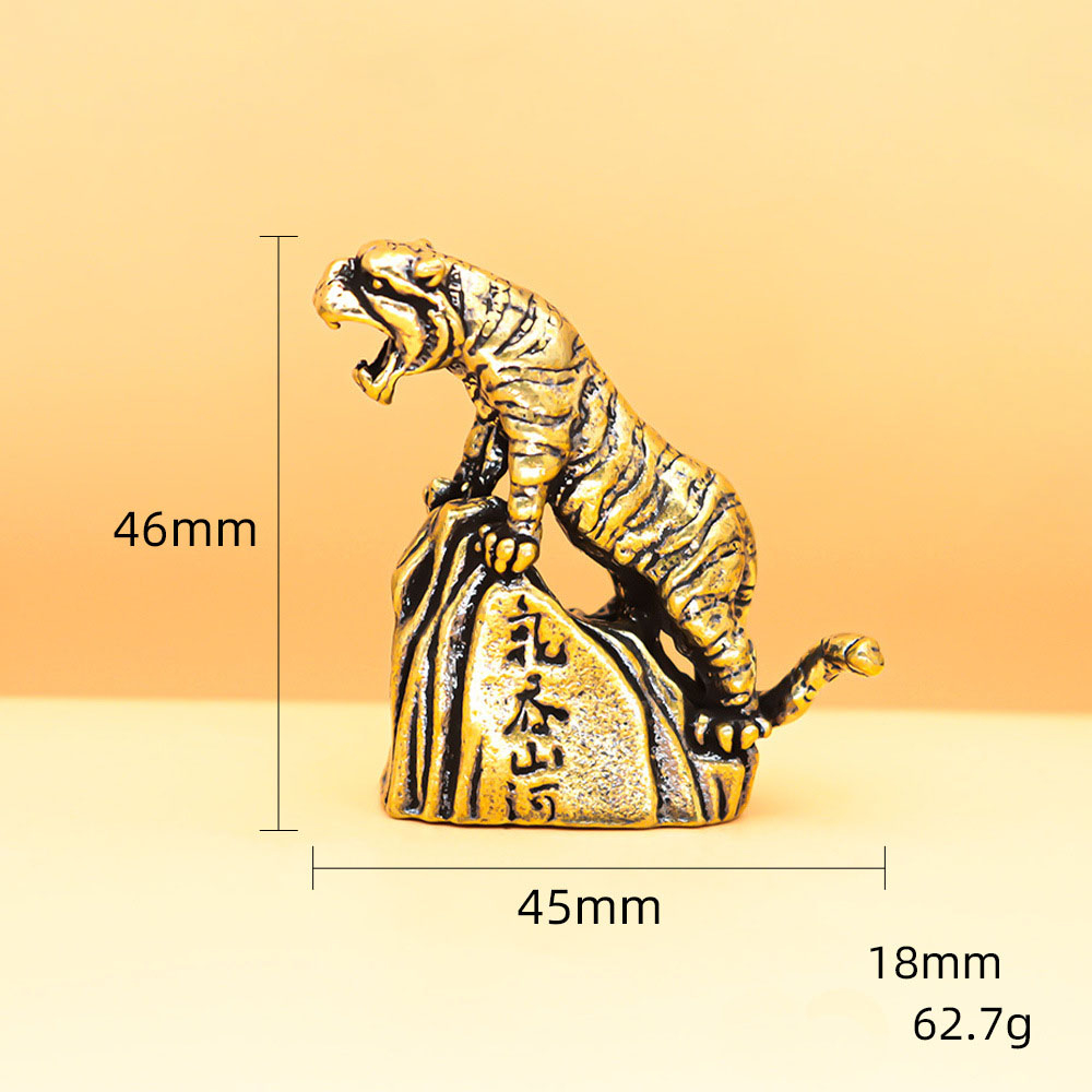 Vật phẩm trưng bày bằng đồng hình hổ gầm Kích thước 45 x 46mm Nặng 63g - May mắn bền đẹp