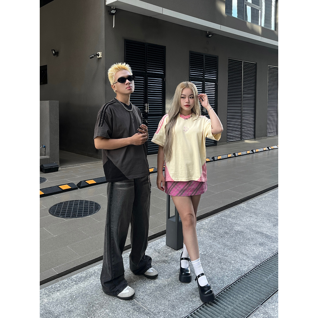 Áo Thun Form Boxy Version Special Đen Studio Cotton Premium