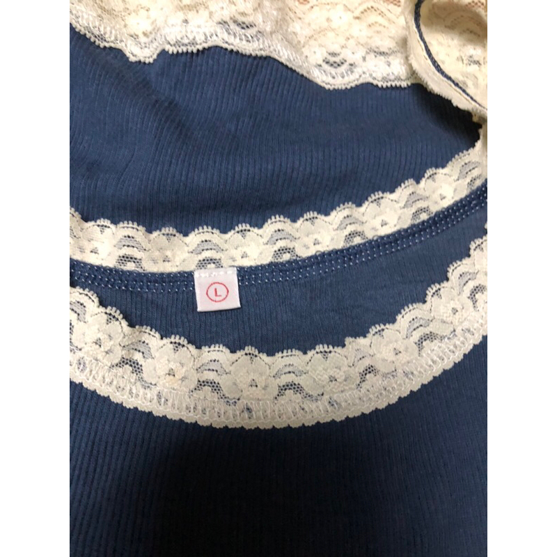 Áo thun hiệu U.ni szL- 2hand