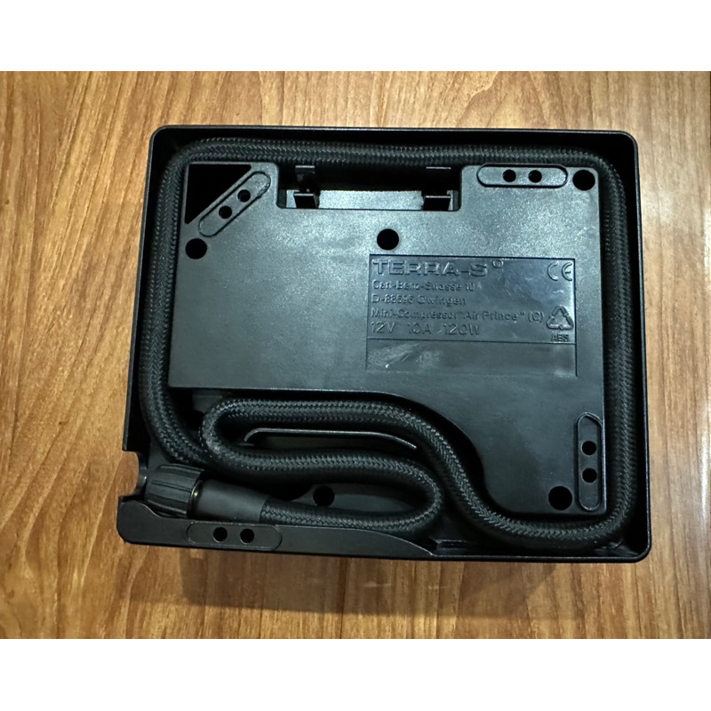 Bơm lốp ô tô hàng bãi Nhật Bản