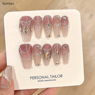Bi kim loại trang trí móng