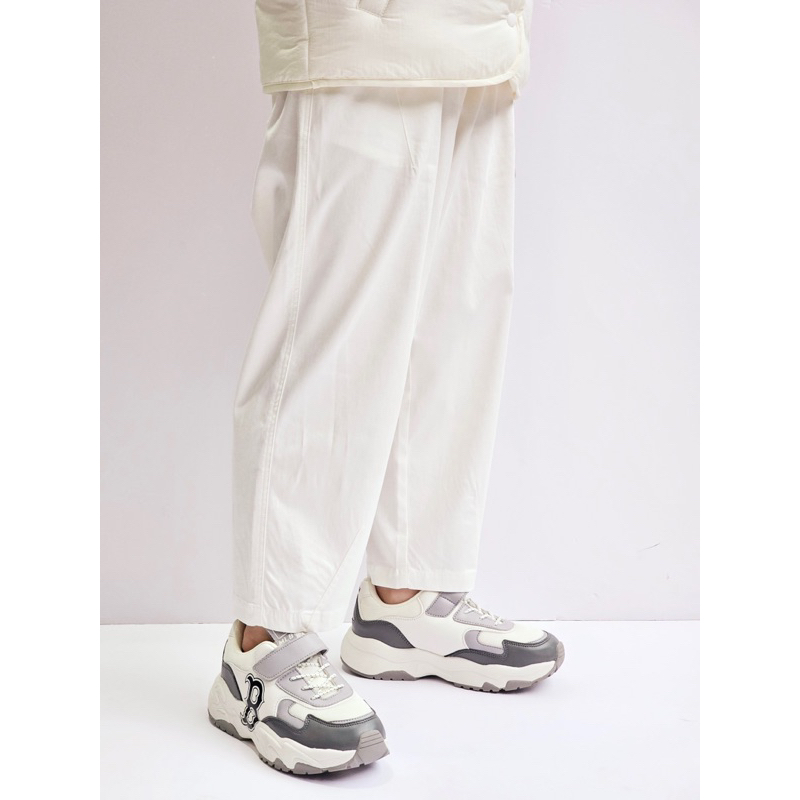 Quần Baggy kaki mềm thêu gấu bé gái