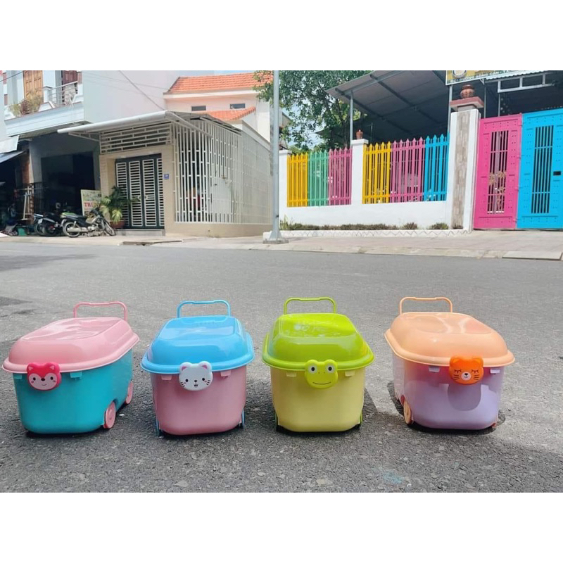 COMBO 10 GÓI KHĂN ƯỚT TẶNG KÈM THÙNG NHỰA CÓ BÁNH XE SIÊU ĐÁNG YÊU