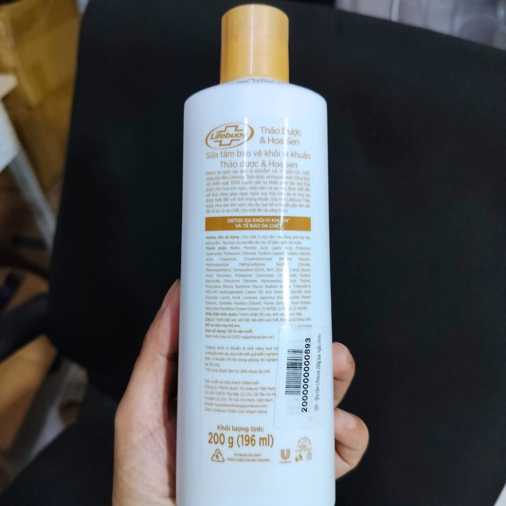 Sữa tắm Lifebuoy Detox Thảo Dược & Hoa Sen 200g