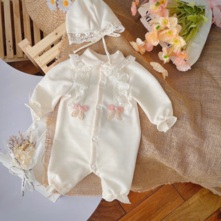  Bodysuit Cho Bé Chất Tăm Gạo Màu Trắng Kèm Mũ Xinh Xắn 