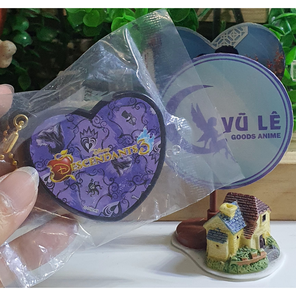 Phụ kiện anime Twisted Wonderland chính hãng Nhật Bản, Goods anime: móc khóa, tranh giấy dày, Acrylic standee, Postcard