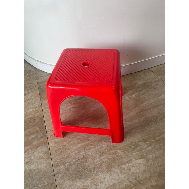 Ghế đẩu, ghế nhựa trà đá, trà canh, ghế quán ăn vặt. quán ốc, ghế màu đỏ GLCC bền đẹp rẻ 4002 | BigBuy360 - bigbuy360.vn