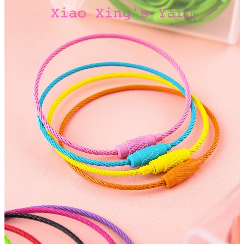 Vòng dây thép làm móc khoá có chốt gài chắc chắn tiện lợi | Xiaoxing's Yarn