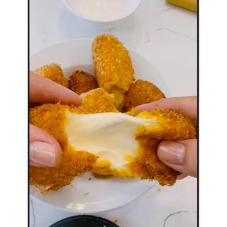 Bột làm phô mai que, xúc xích hotdog