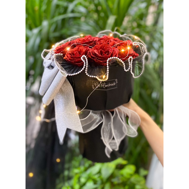 Bó hoa nhũ phối nơ bản to lấp lánh kèm voan rủ công chúa tặng bạn gái, người yêu, em gái/ Gà Handmade