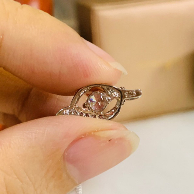 Dây chuyền đ.á To.paz tự nhiên trắng trong