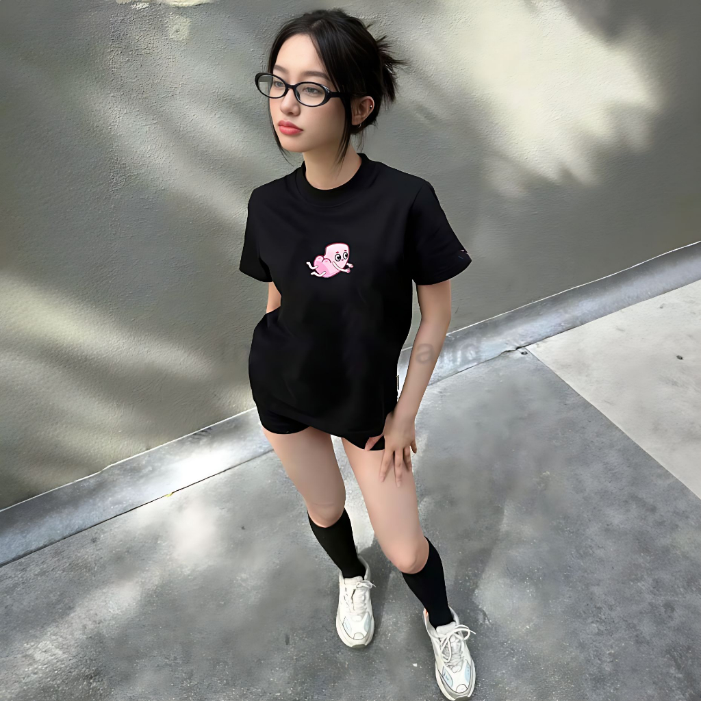 Áo Thun Form Fit Mẫu Mông Hồng. Áo Baby Tee Chất Cotton Co Giãn