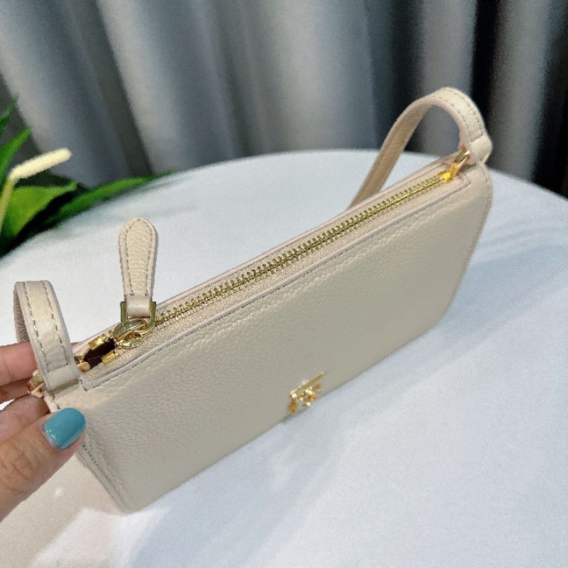 🩷Túi B.u.r.b.e.r.r.y Kẹp Nách 🩷