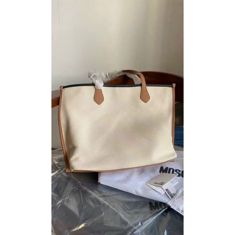 MOSCHINO TOTE CHUẨN AUTH