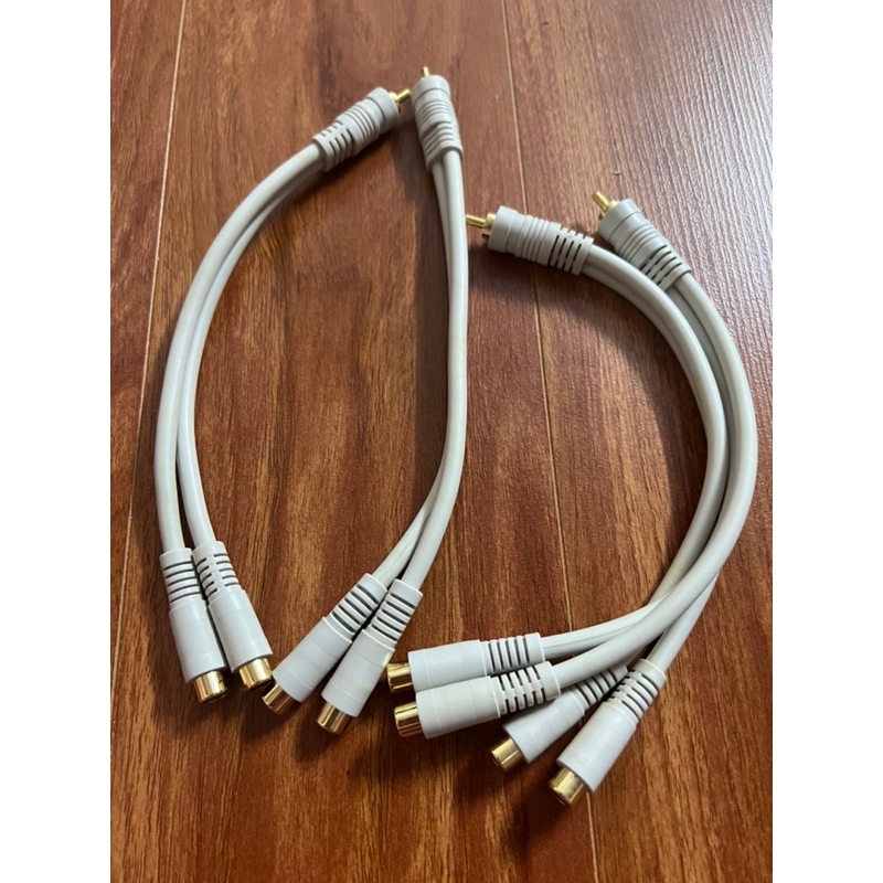 Dây chia av hoa sen 1 ra 2 hàng bãi nhật