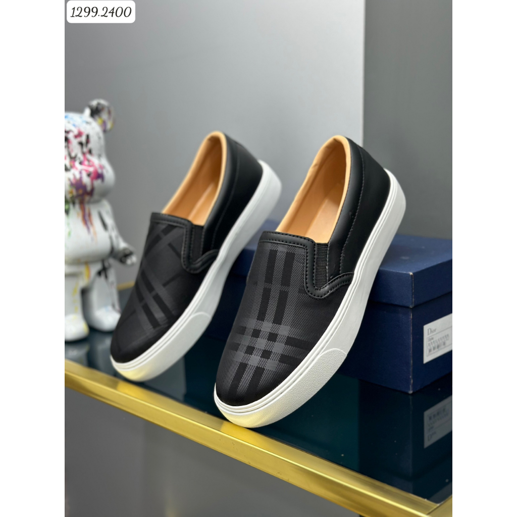 Giày slipon nam BBR - Giày lười nam bbr 2 màu sọc Nâu, Đen - Lên Chân cực chất Hot 2023  )