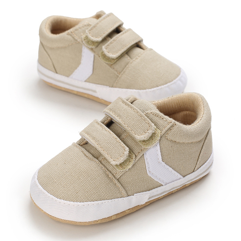 Giày tập đi cho bé đế mềm khóa dán dành cho bé tầm 0 - 13 tháng