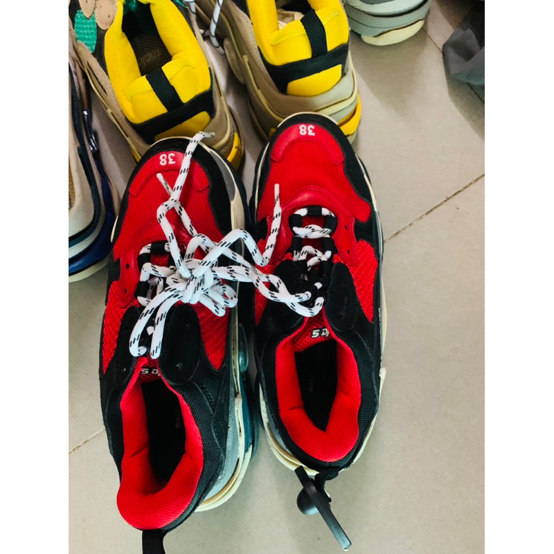 Giày BLC độn đế chốt trên lives