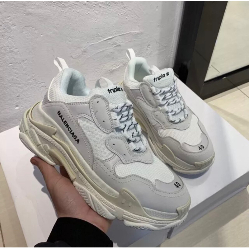 Giày BLC độn đế chốt trên lives