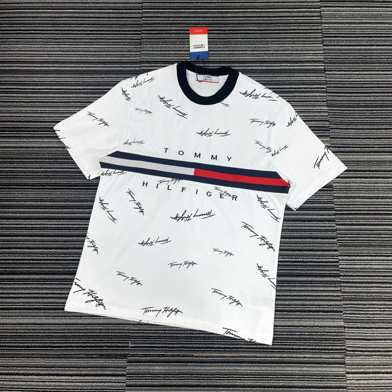 Áo phông nam nữ Tommy Hilfiger in vạch sọc đen trắng đỏ chữ kí quanh áo, Áo Thun Unisex Form Unisex Hot Hot Hot