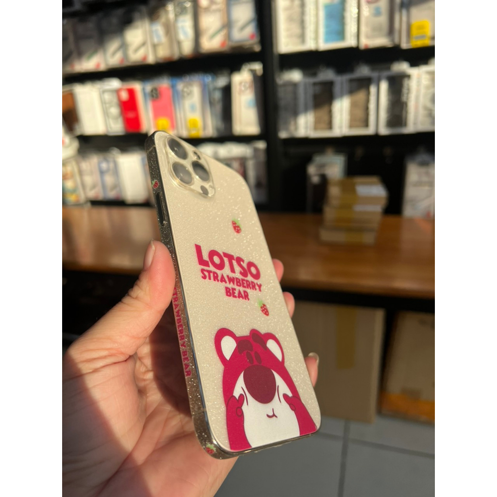 Dán skin trong in hình GẤU DÂU cực xinh