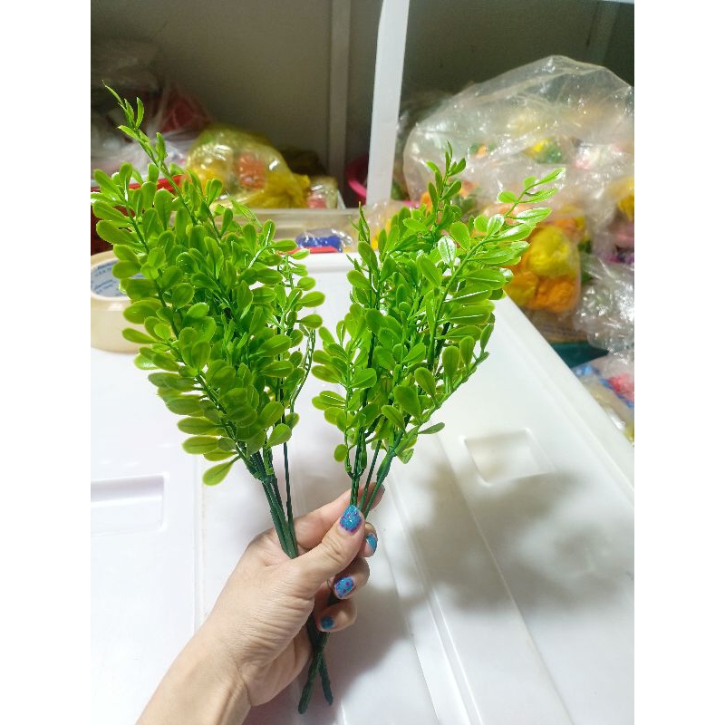 cỏ lá  nhựa trang trí