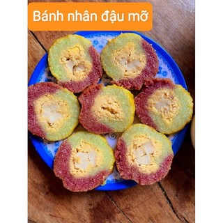 Bánh tét nhân đậu xanh mỡ rịu