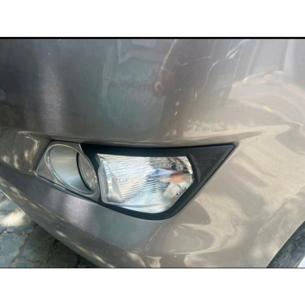 ỐP VIỀN ĐÈN GẦM INNOVA 2016- 2020