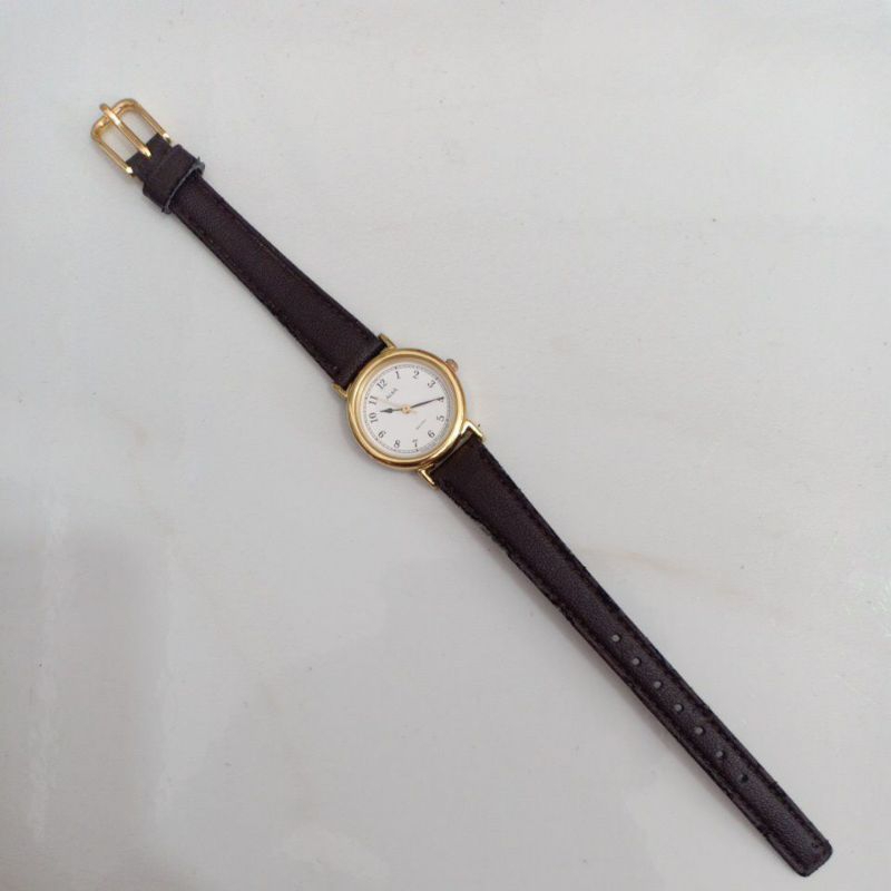 Đồng hồ si nhật nữ dây da hiệu ALBA mạ vàng