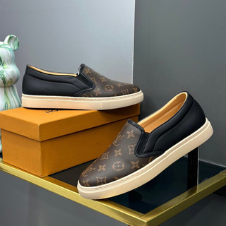 Slipon da bò đế cao su màu nâu hoạ tiết Lv mới về - ảnh tại shop