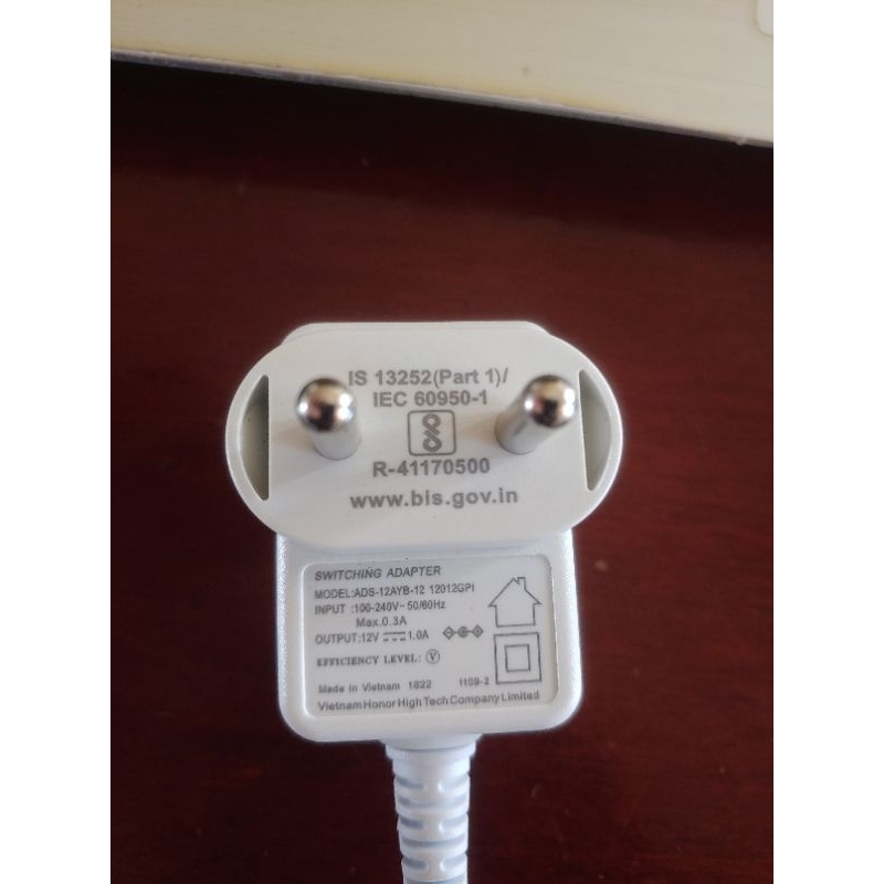 Nguồn 12V-1A hàng xuất khẩu thanh lý giá rẻ. Nguồn chạy máy phun sương, wifi 12V 1000mA