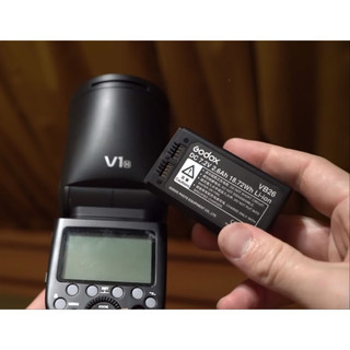 Đèn Flash Godox V1  Chính hãng