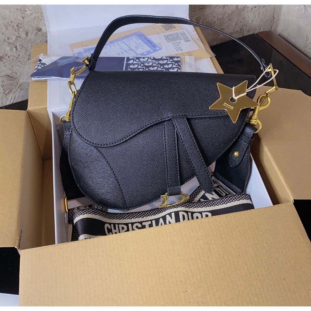 Túi xách tay đeo chéo yên ngựa d.io.r hàng vip 2 box siêu sang chảnh hàng sẵn hoả tốc