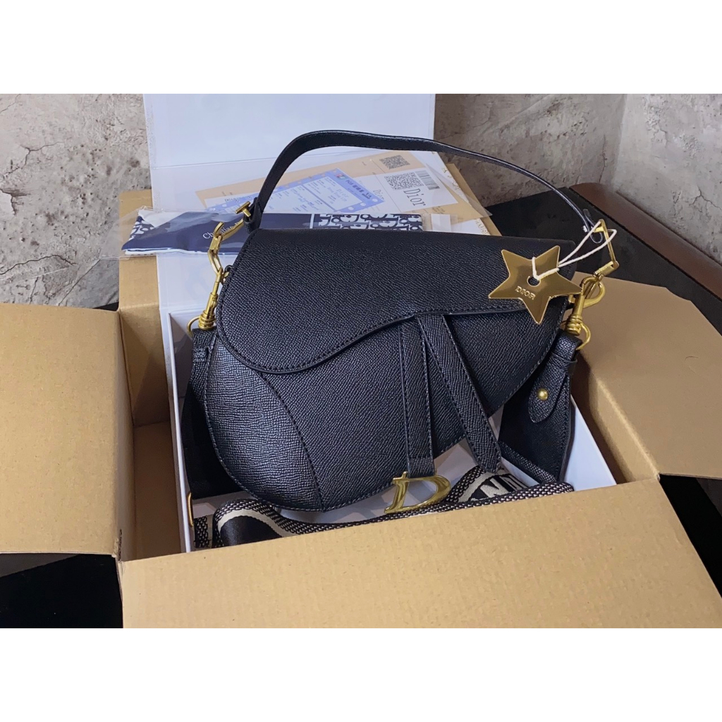 Túi xách tay đeo chéo yên ngựa d.io.r hàng vip 2 box siêu sang chảnh hàng sẵn hoả tốc