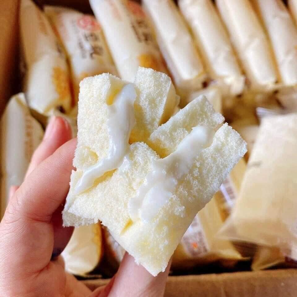 Bánh bông lan hấp Yipin 1 cái