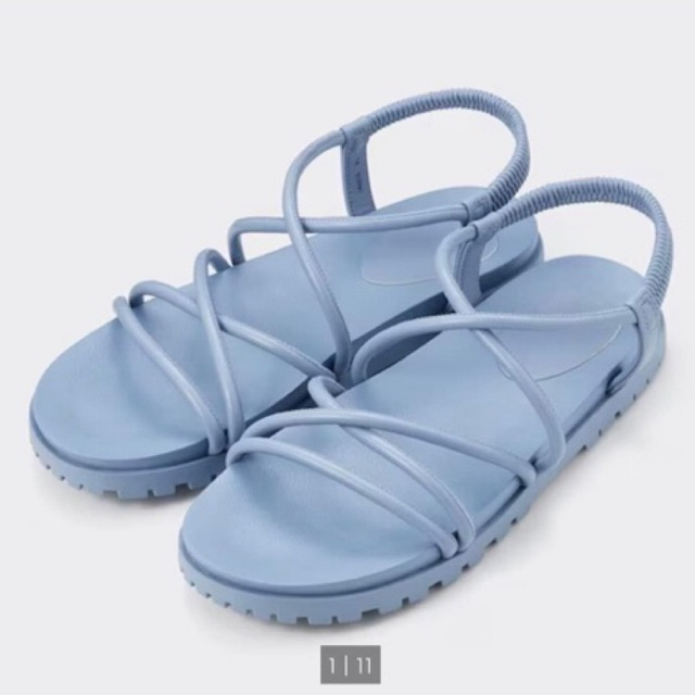 Sandal Gu nhật
