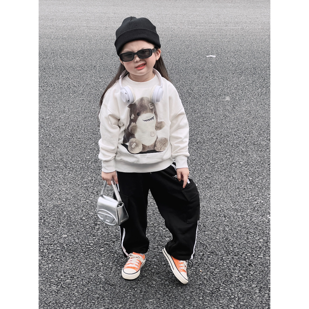 Áo nỉ cổ tròn cho bé hình baby shark, áo nỉ sweater cho bé,TP KIDS,