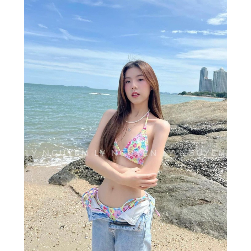 BIKINI HAI MẢNH VẢI XÔP HOA NHÍ