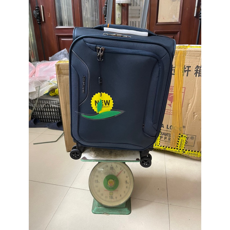 Vali Vải Siêu Bền- Siêu Nhẹ Leavesking