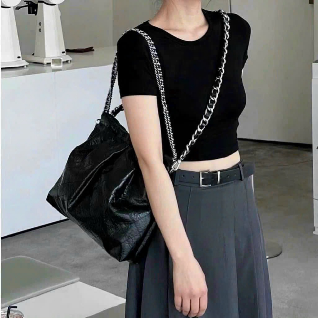 Túi đeo chéo Duo Chain Handle Noir 2 size dây xích bạc