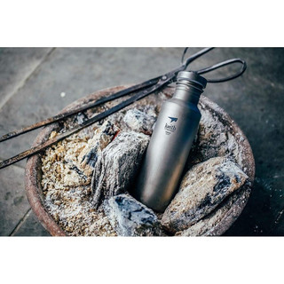 KEITH BÌNH TITANIUM 700ML KÈM BAO VẢI Ti3032