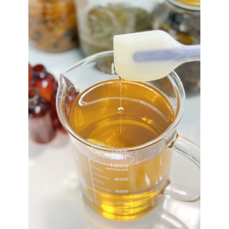 Dầu ủ tóc thảo mộc phục hồi, giảm rụng và kích mọc tóc chai 50ml - Choosebythie