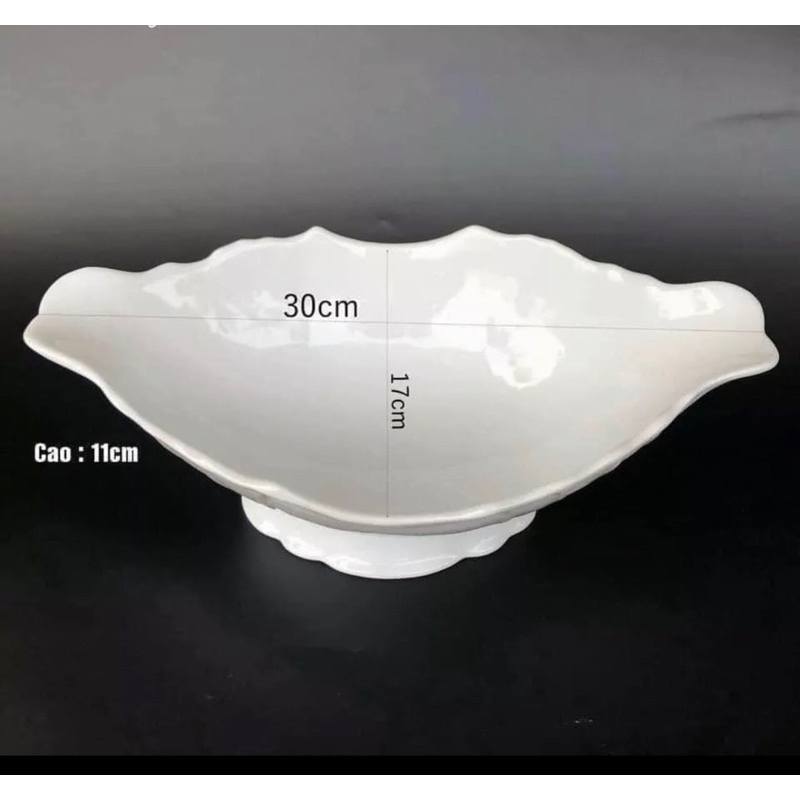 Bát thuyền đựng gà