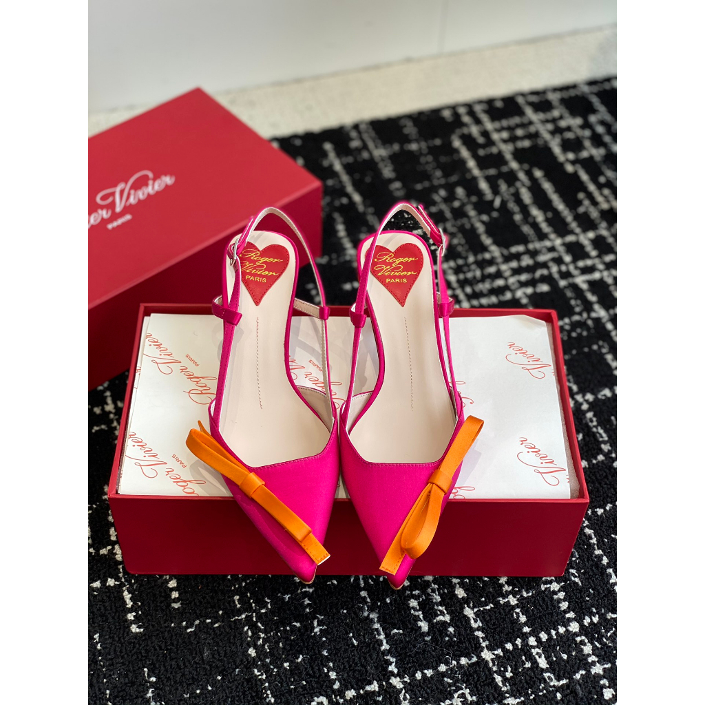 Giày cao gót mũi nhọn nữ cao cấp Roger Vivier thời thượng, nữ tính
